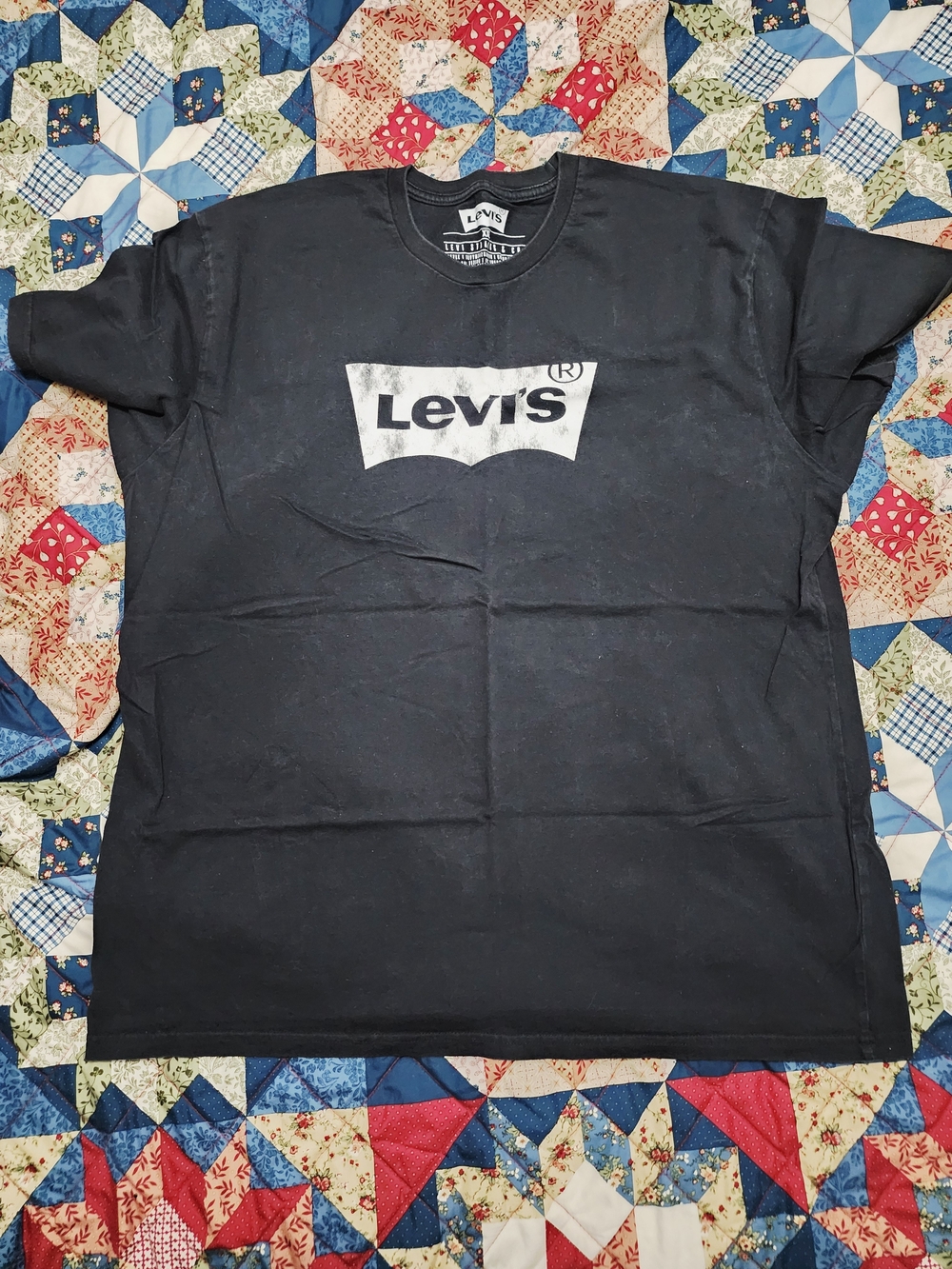 Levi's Black Crew Neck T-Shirt with White Logo